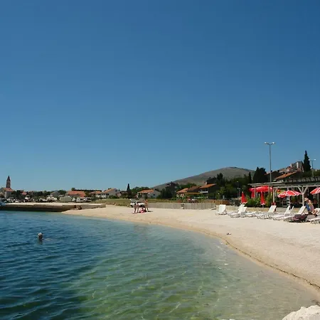 Nane * Trogir